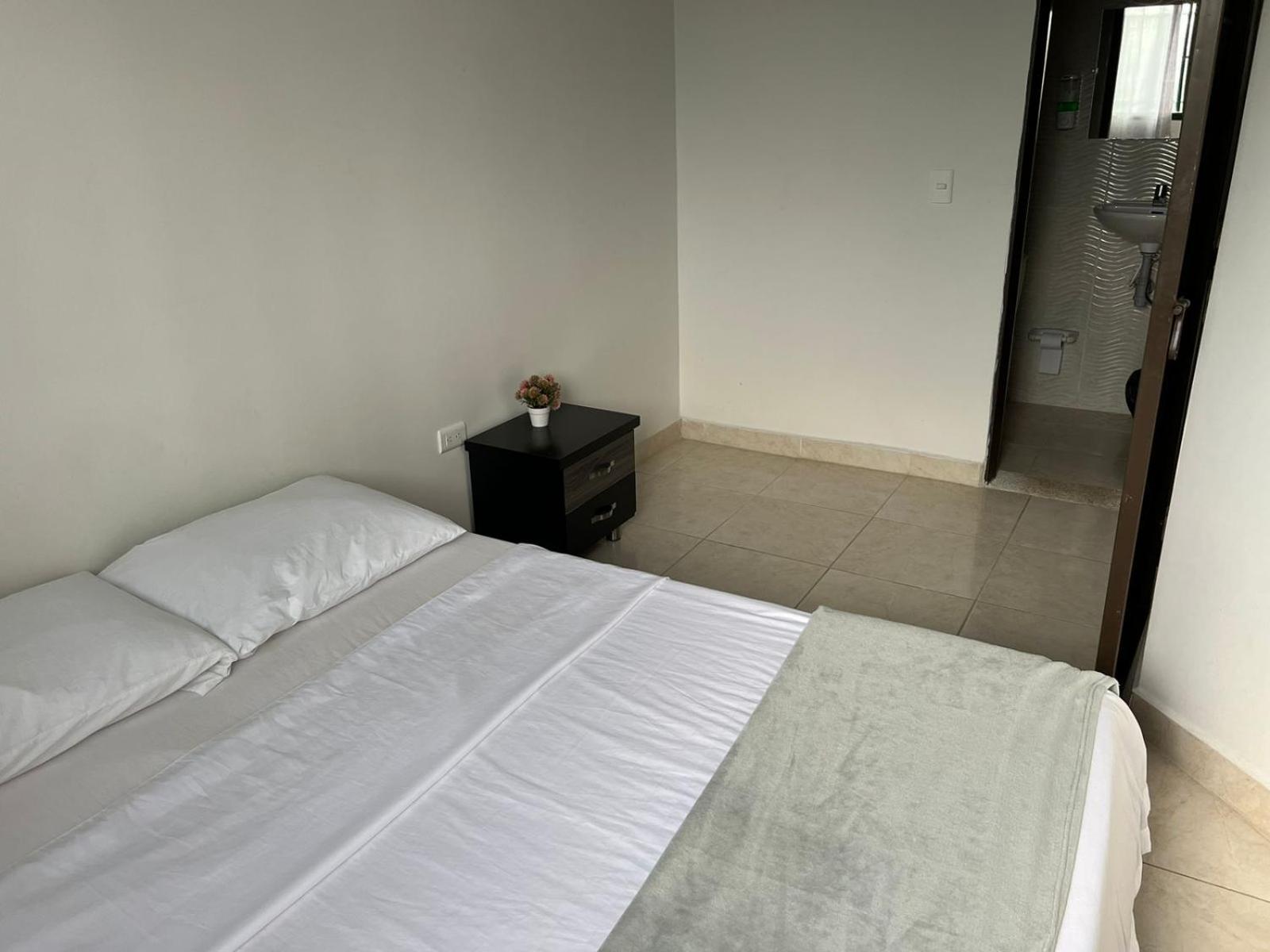 Los Nonos Hostel Guadalupe Номер фото